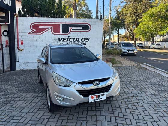HYUNDAI IX35 2.0 MPI 4X2 16V FLEX 4P AUTOMÁTICO HYUNDAI IX35 2.0 MPI 4X2 16V FLEX 4P AUTOMÁTICO